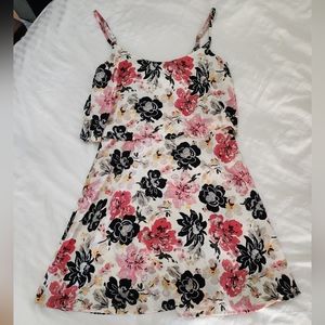 Abercrombie & Fitch Scoop Neck Floral Print Mini Dress size Small